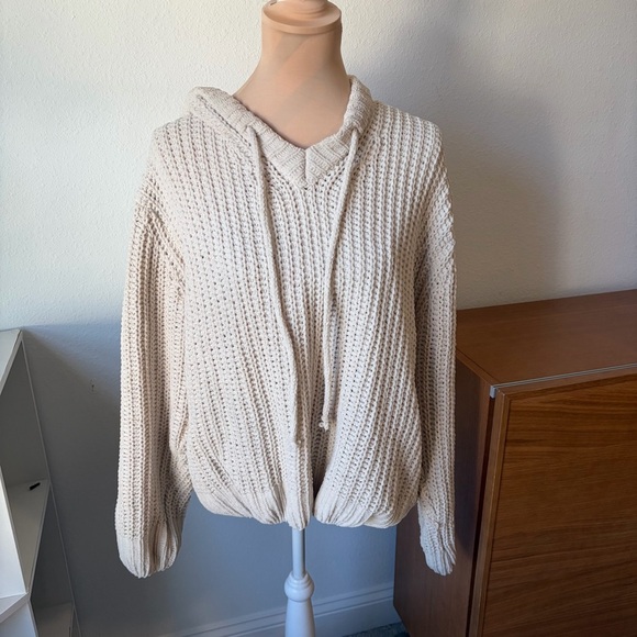 POL Cream V-Neck Knit Hoodie Sweater – Size L - Picture 10 of 10